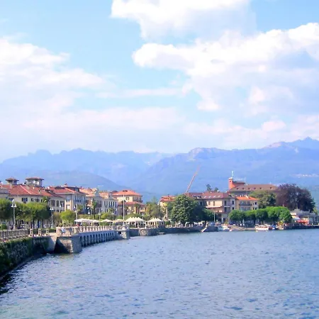 Prázdninový dům In The Heart Of Within Walking Distance Of The Lake Baveno