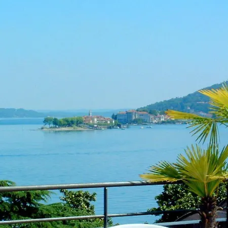 Prázdninový dům In The Heart Of Within Walking Distance Of The Lake Baveno
